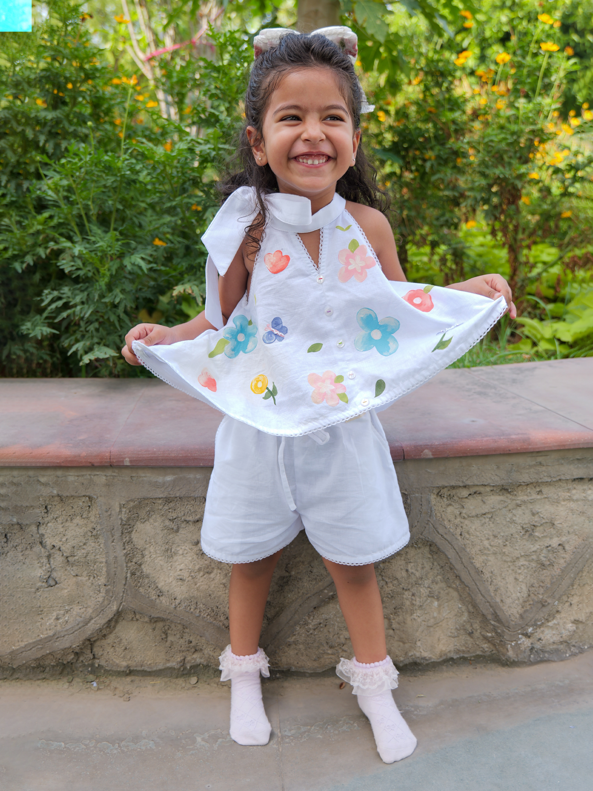 White Spring Linen Top with Shorts