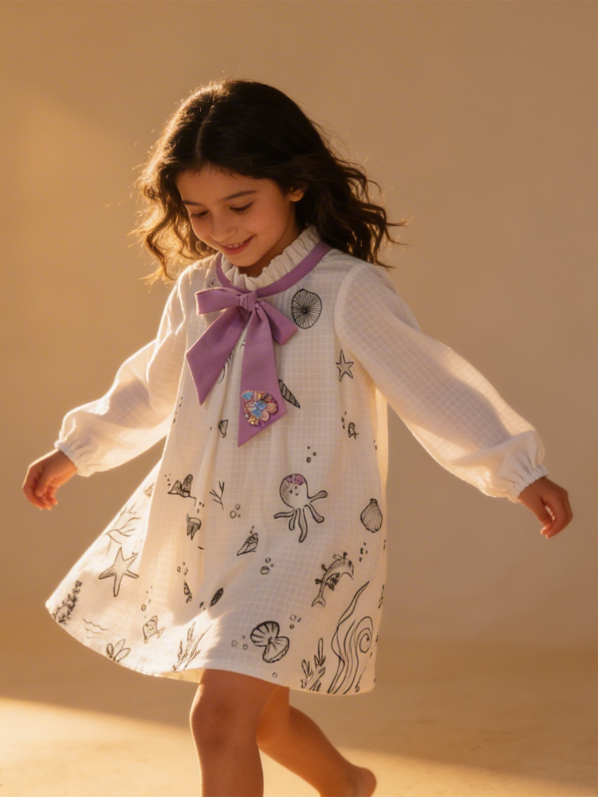 White A line dress with frill collar